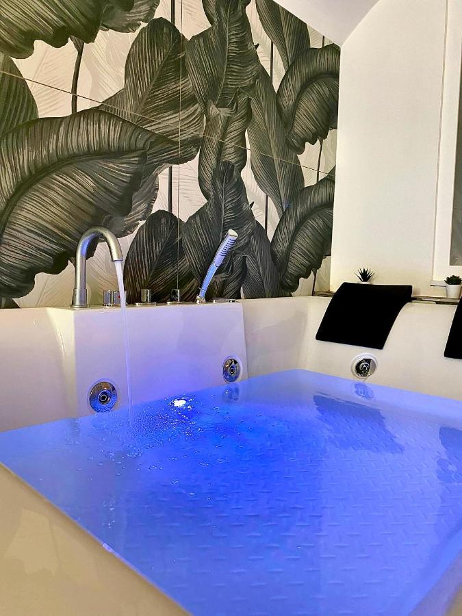 Dimora Di Donna Apartment โมโนโปลี ภายนอก รูปภาพ