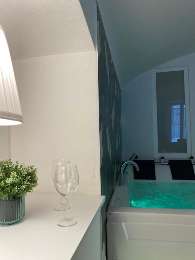 Dimora Di Donna Apartment โมโนโปลี ภายนอก รูปภาพ